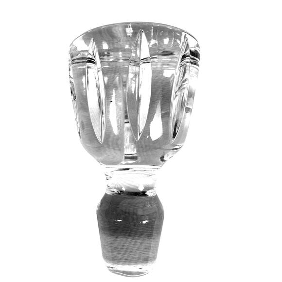 Heavy Clear Lead Crystal Decanter Ground Glass Stopper-Excellent! - Picture 6 of 8